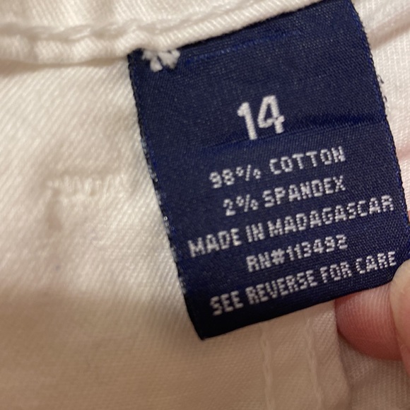 White shorts - Picture 5 of 6